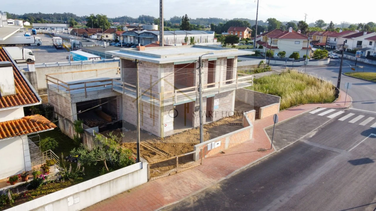 Moradia T3 para Venda em Brogueira, Parceiros de Igreja e Alcorochel Foto 32