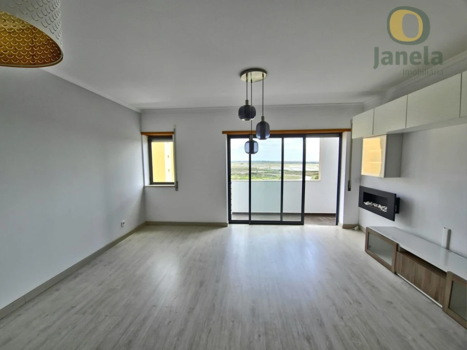 Apartamento T3 para Venda em Faro (Sé e São Pedro) Foto 9