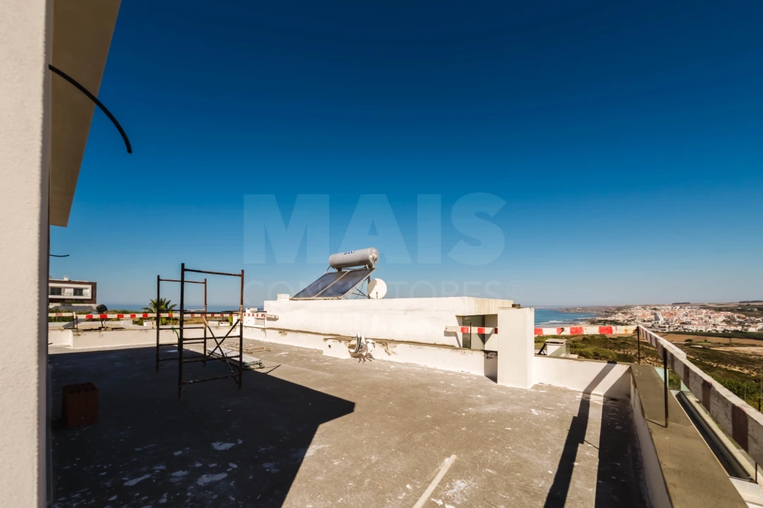 Moradia T3 para Venda em Lourinhã e Atalaia Foto 4