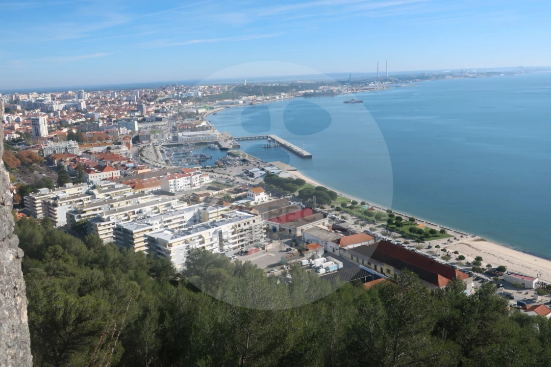 Apartamento T3 para Venda em União das Freguesias de Setúbal Foto 34