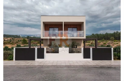 Moradia T3 para Venda em Fernao Ferro