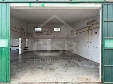 Armazém para Arrendamento em Benavente