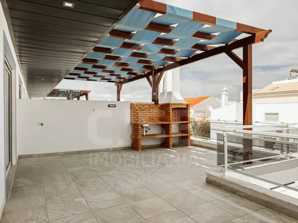 Moradia T3 para Venda em Vila Nova de Cacela Foto 2