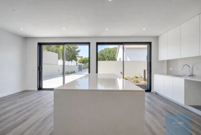 Moradia T3 para Venda em Alcabideche