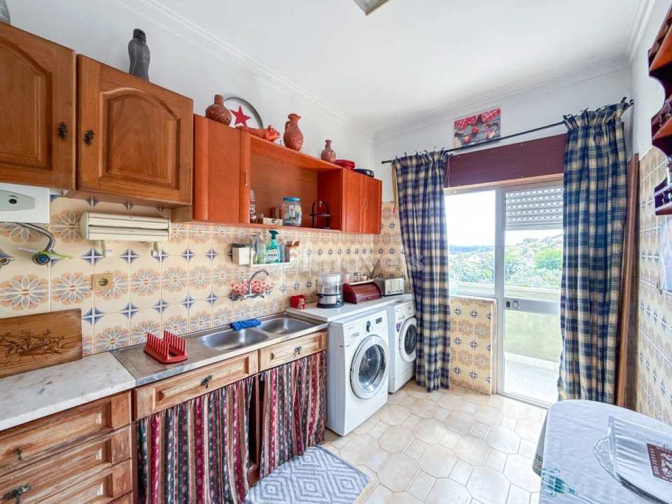 Apartamento T3 para Venda em Abrantes (São Vicente e São João) e Alferrarede Foto 2