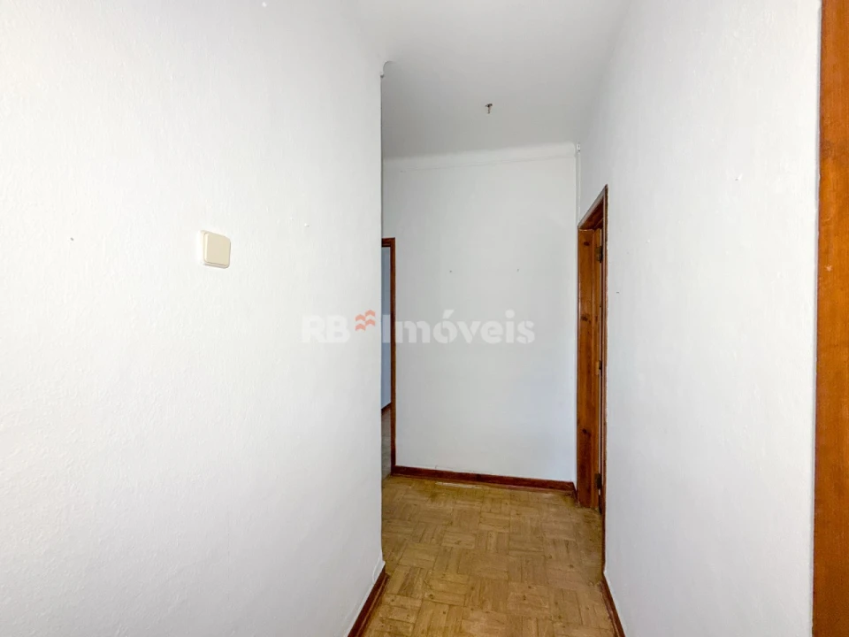 Prédio para Venda em Torres Novas (Santa Maria, Salvador e Santiago) Foto 39