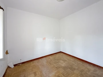 Prédio para Venda em Torres Novas (Santa Maria, Salvador e Santiago)