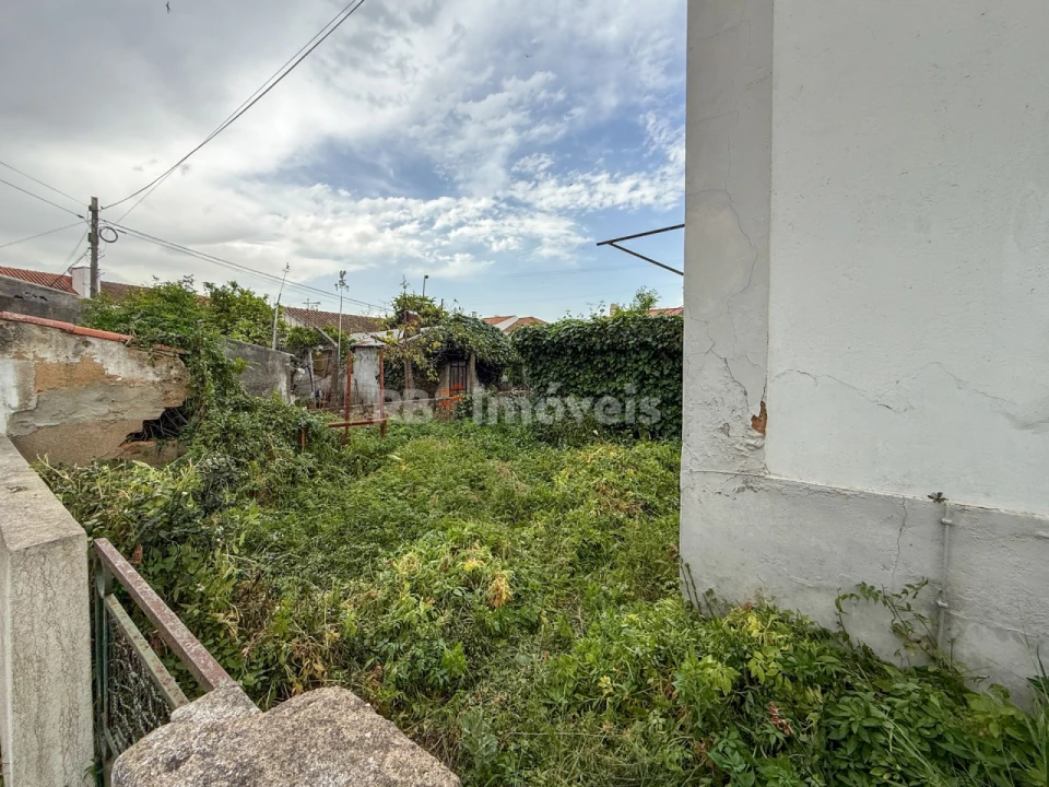 Prédio para Venda em Torres Novas (Santa Maria, Salvador e Santiago) Foto 10