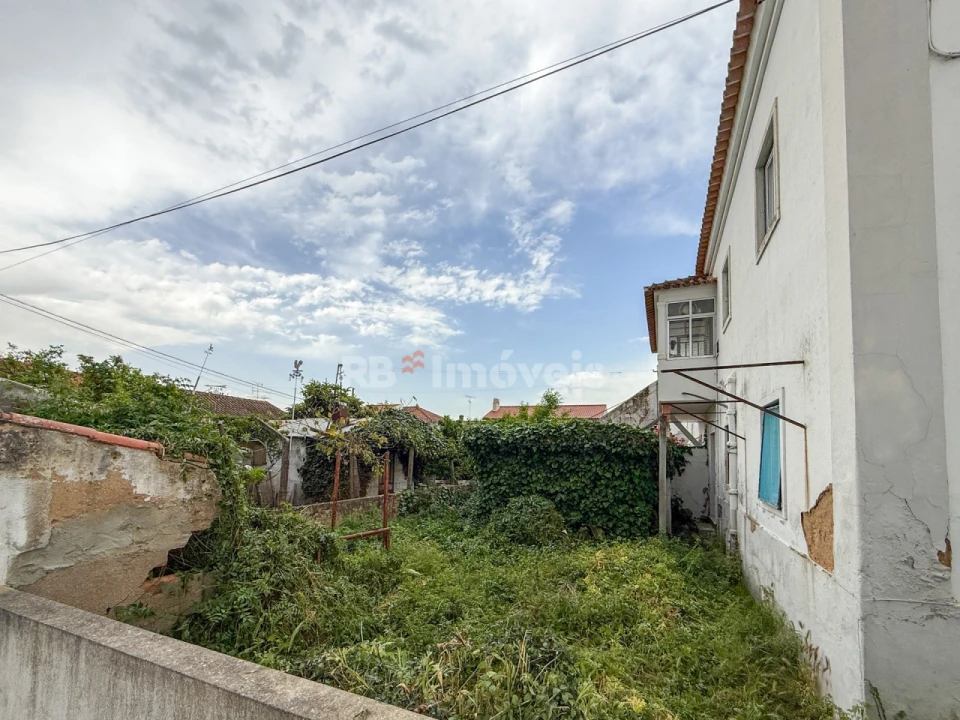 Prédio para Venda em Torres Novas (Santa Maria, Salvador e Santiago) Foto 14