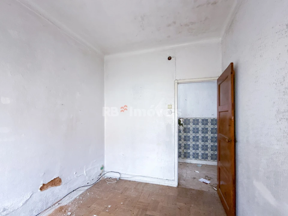 Prédio para Venda em Torres Novas (Santa Maria, Salvador e Santiago) Foto 19