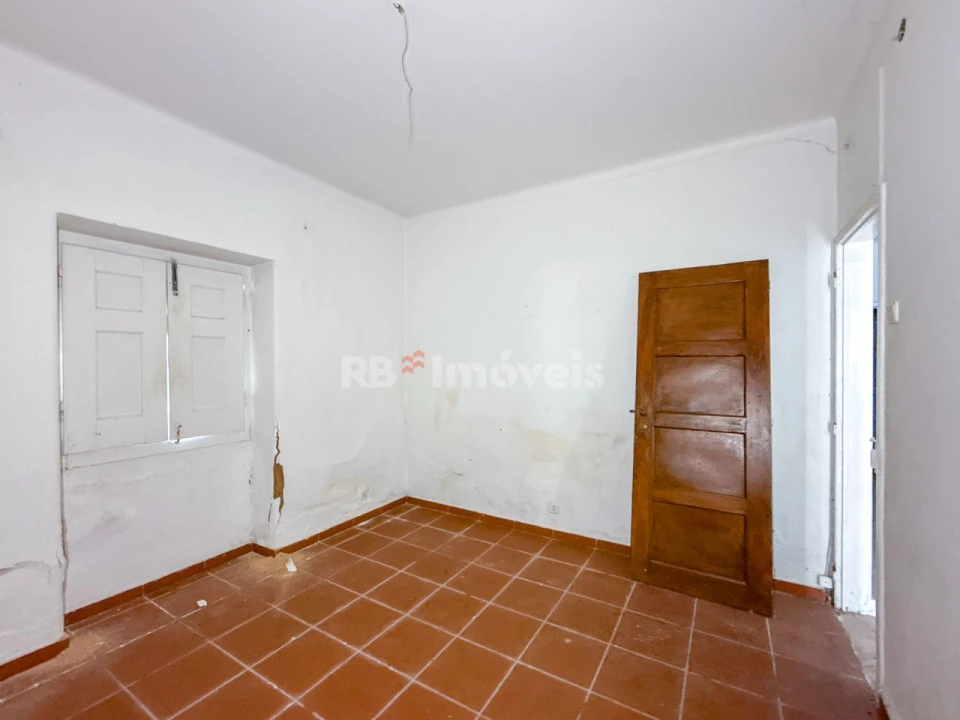 Prédio para Venda em Torres Novas (Santa Maria, Salvador e Santiago) Foto 22
