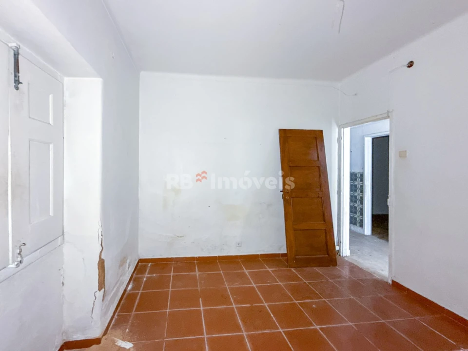 Prédio para Venda em Torres Novas (Santa Maria, Salvador e Santiago) Foto 17