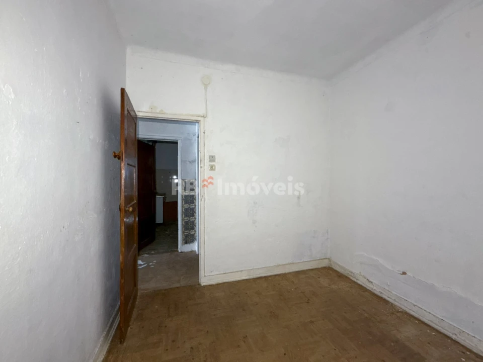 Prédio para Venda em Torres Novas (Santa Maria, Salvador e Santiago) Foto 30