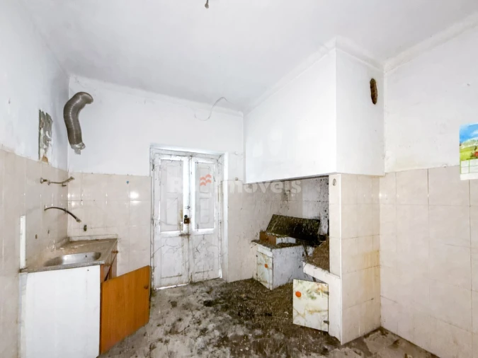 Prédio para Venda em Torres Novas (Santa Maria, Salvador e Santiago) Foto 31