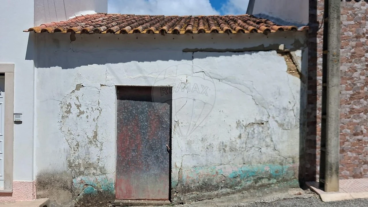 Moradia T3 para Venda em Aveiras de Cima Foto 3