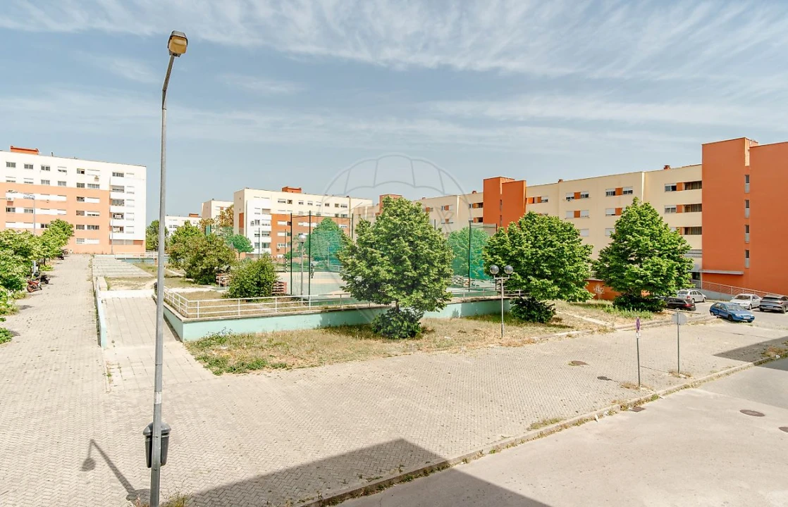 Apartamento T2 para Venda em Caparica e Trafaria Foto 18