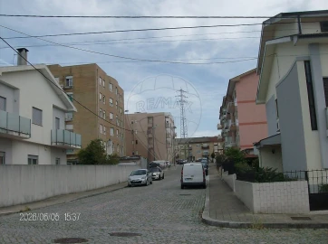 Terreno para Venda em Rio Tinto