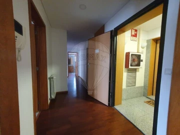 Apartamento T2 para Venda em Oliveira do Douro