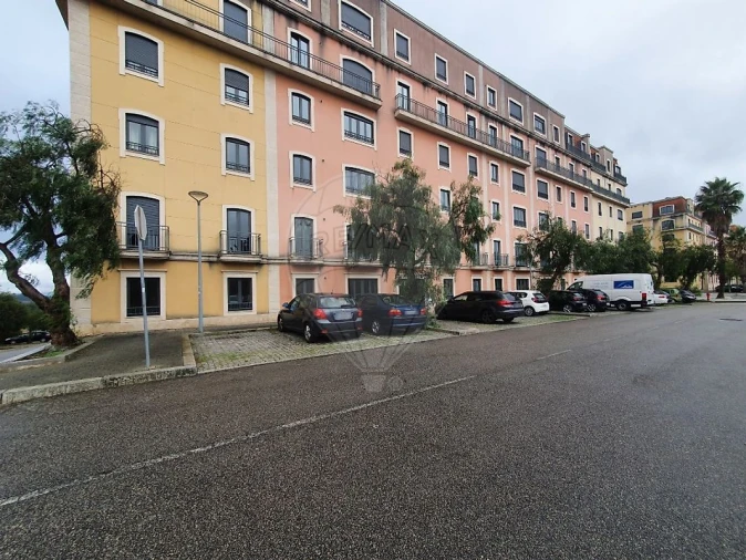 Apartamento T2 para Venda em Oliveira do Douro Foto 4