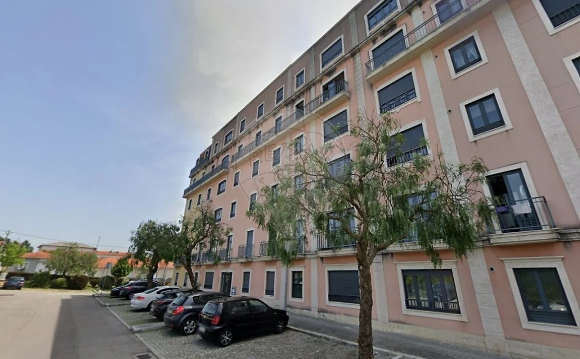 Apartamento T2 para Venda em Oliveira do Douro Foto 2