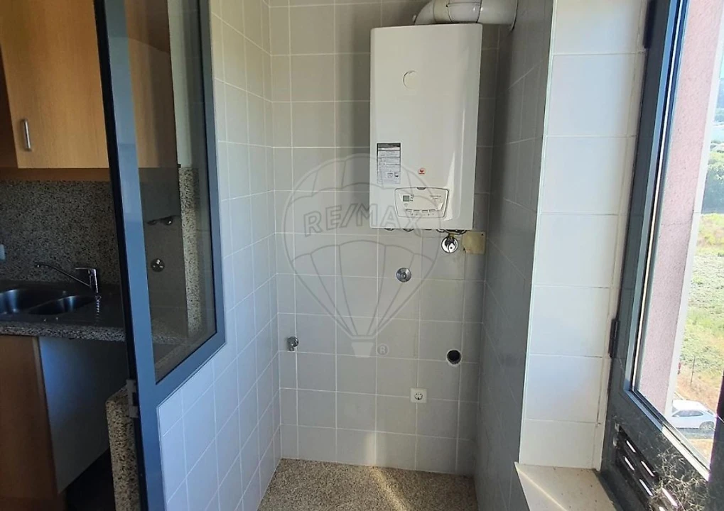 Apartamento T2 para Venda em Oliveira do Douro Foto 6