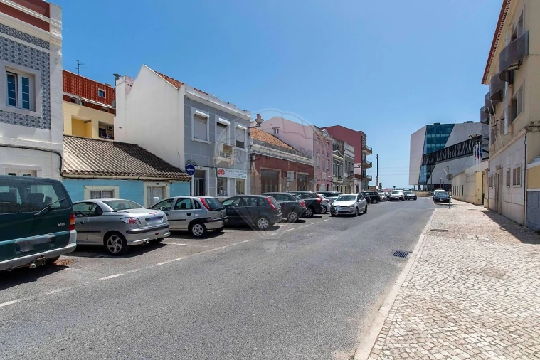 Moradia T1 para Venda em Vila Franca de Xira Foto 30