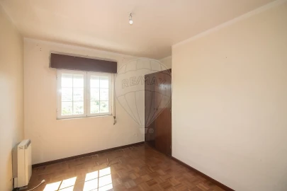 Apartamento T3 para Venda em Carregado e Cadafais