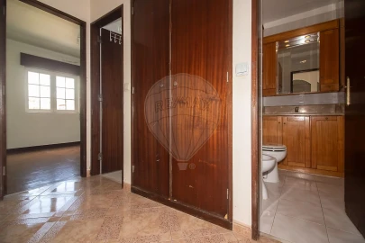 Apartamento T3 para Venda em Carregado e Cadafais