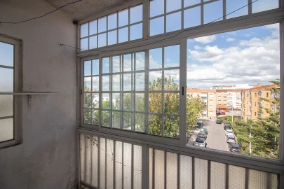 Apartamento T3 para Venda em Carregado e Cadafais
