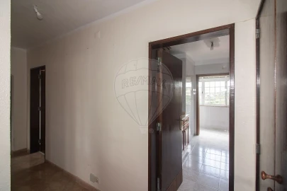 Apartamento T3 para Venda em Carregado e Cadafais
