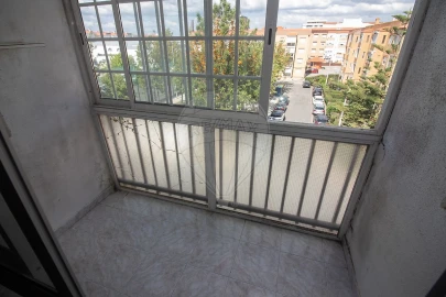 Apartamento T3 para Venda em Carregado e Cadafais