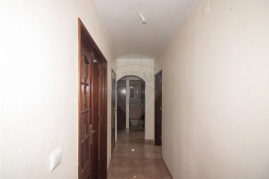 Apartamento T3 para Venda em Carregado e Cadafais Foto 2