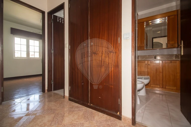 Apartamento T3 para Venda em Carregado e Cadafais Foto 15