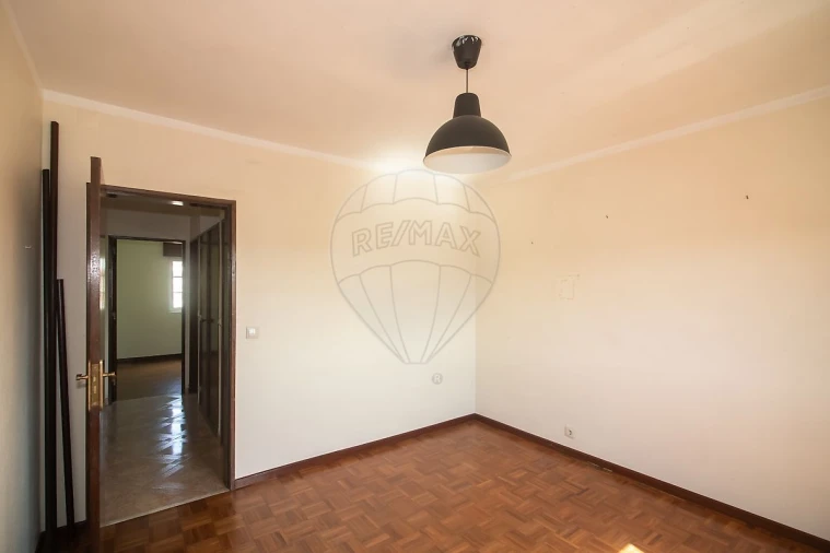 Apartamento T3 para Venda em Carregado e Cadafais Foto 20