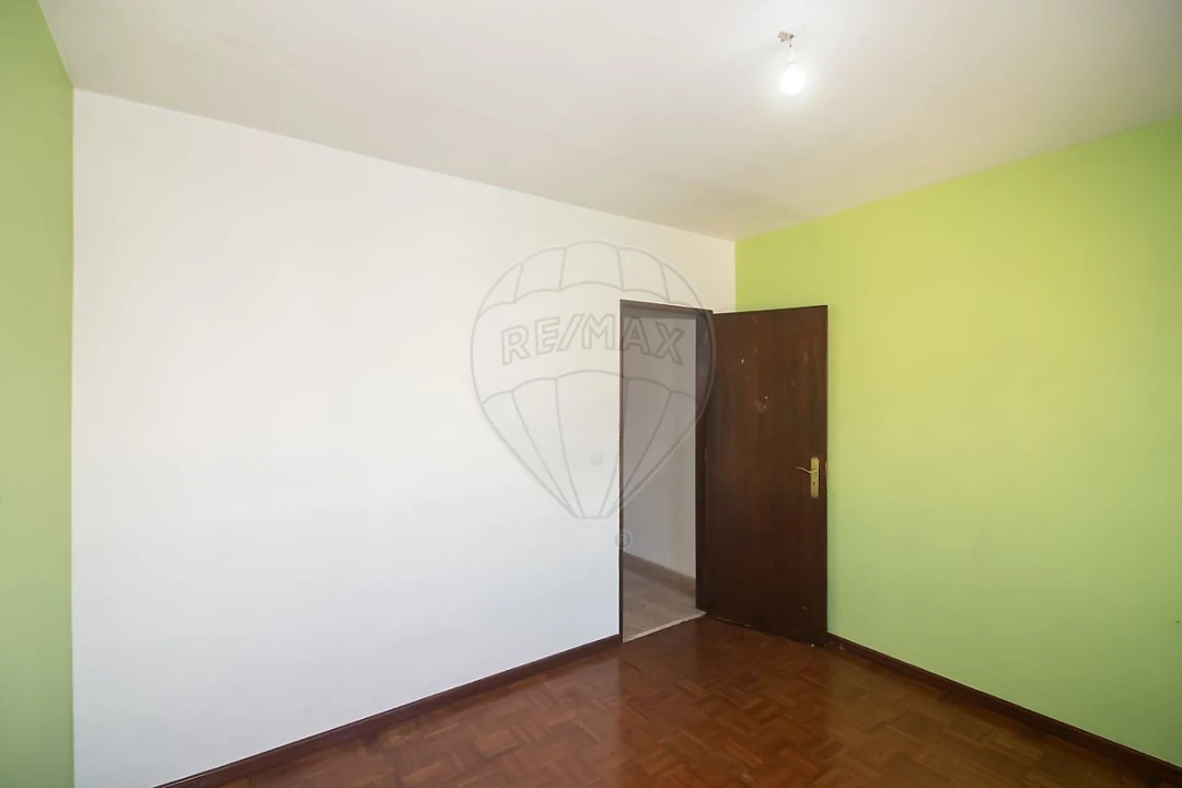 Apartamento T3 para Venda em Carregado e Cadafais Foto 23
