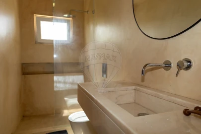 Moradia T1 para Venda em Olaia e Paço