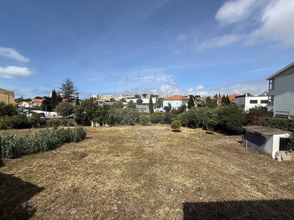 Terreno para Arrendamento em São Domingos de Rana Foto 9