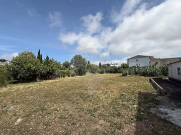 Terreno para Arrendamento em São Domingos de Rana
