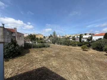 Terreno para Arrendamento em São Domingos de Rana