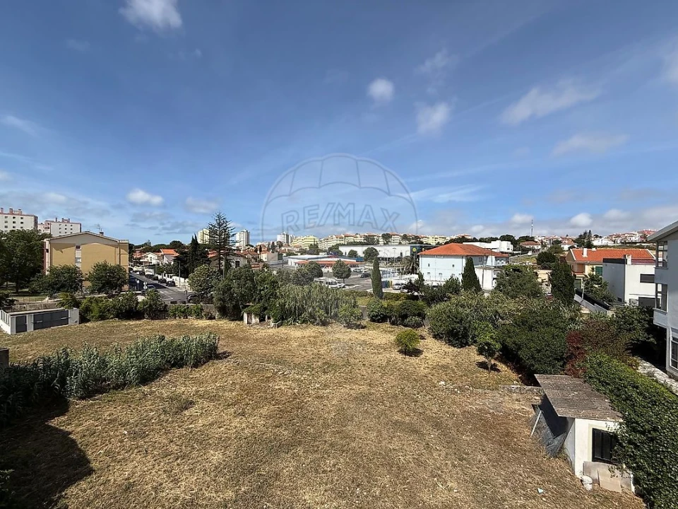 Terreno para Arrendamento em São Domingos de Rana Foto 3