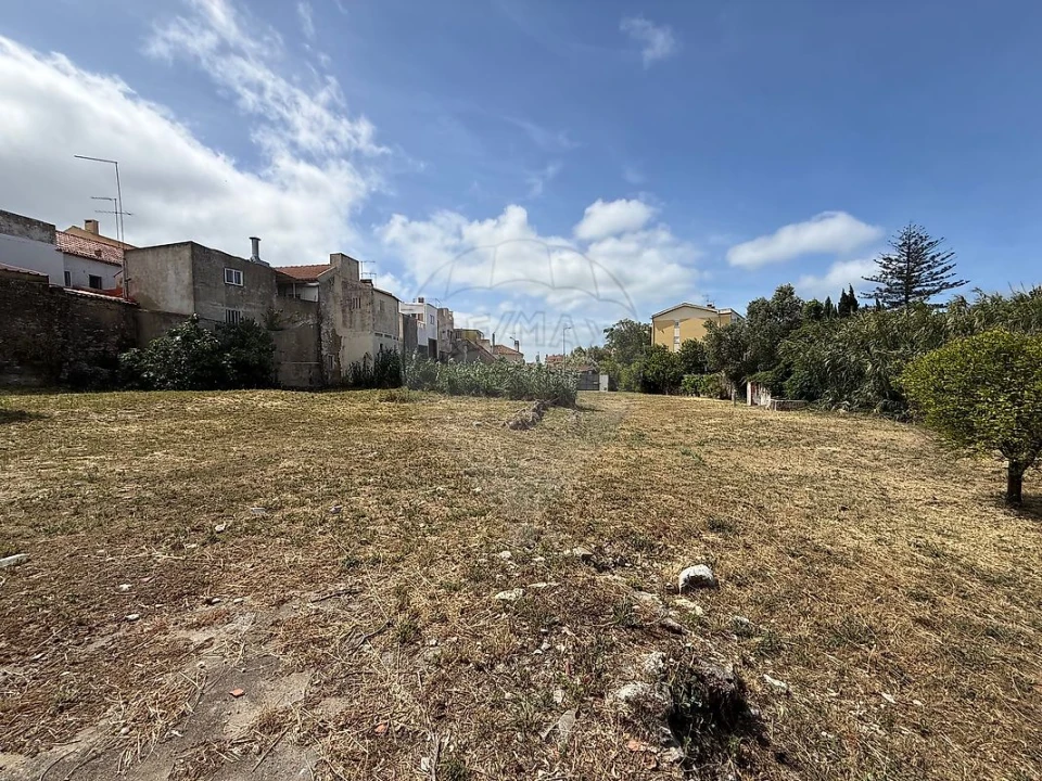 Terreno para Arrendamento em São Domingos de Rana Foto 6