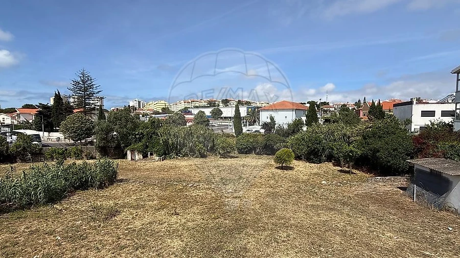 Terreno para Arrendamento em São Domingos de Rana