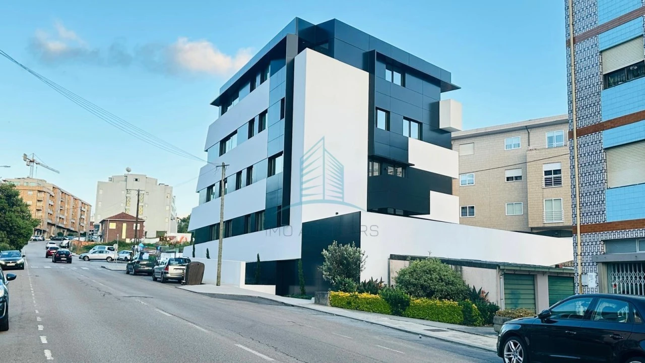 Apartamento T4 para Venda em Gondomar (São Cosme), Valbom e Jovim Foto 5