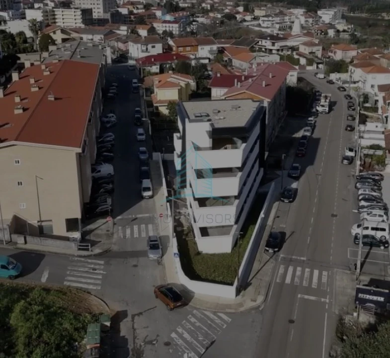 Apartamento T4 para Venda em Gondomar (São Cosme), Valbom e Jovim Foto 28