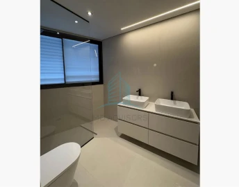 Apartamento T4 para Venda em Gondomar (São Cosme), Valbom e Jovim
