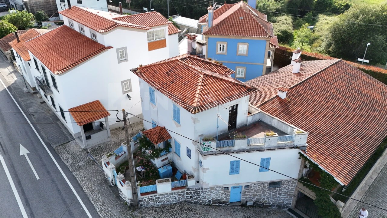 Moradia T3 para Venda em Lanhelas Foto 2