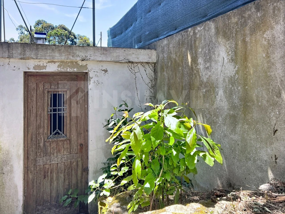 Moradia T3 para Venda em Loivo Foto 32