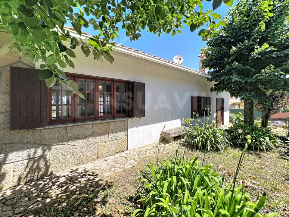 Moradia T3 para Venda em Loivo Foto 29