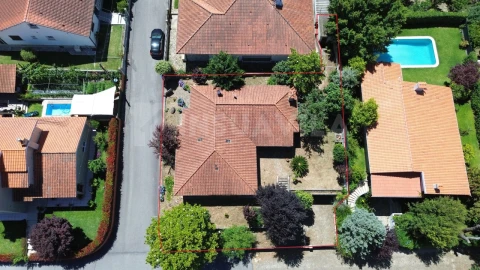 Moradia T3 para Venda em Loivo