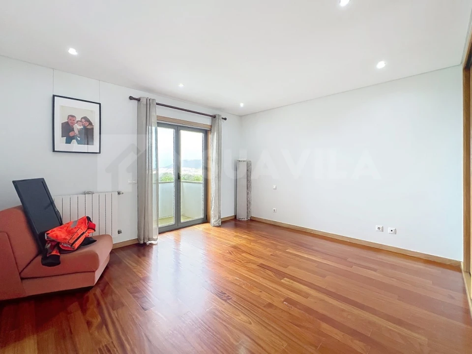 Moradia T4 para Venda em Ancora Foto 11